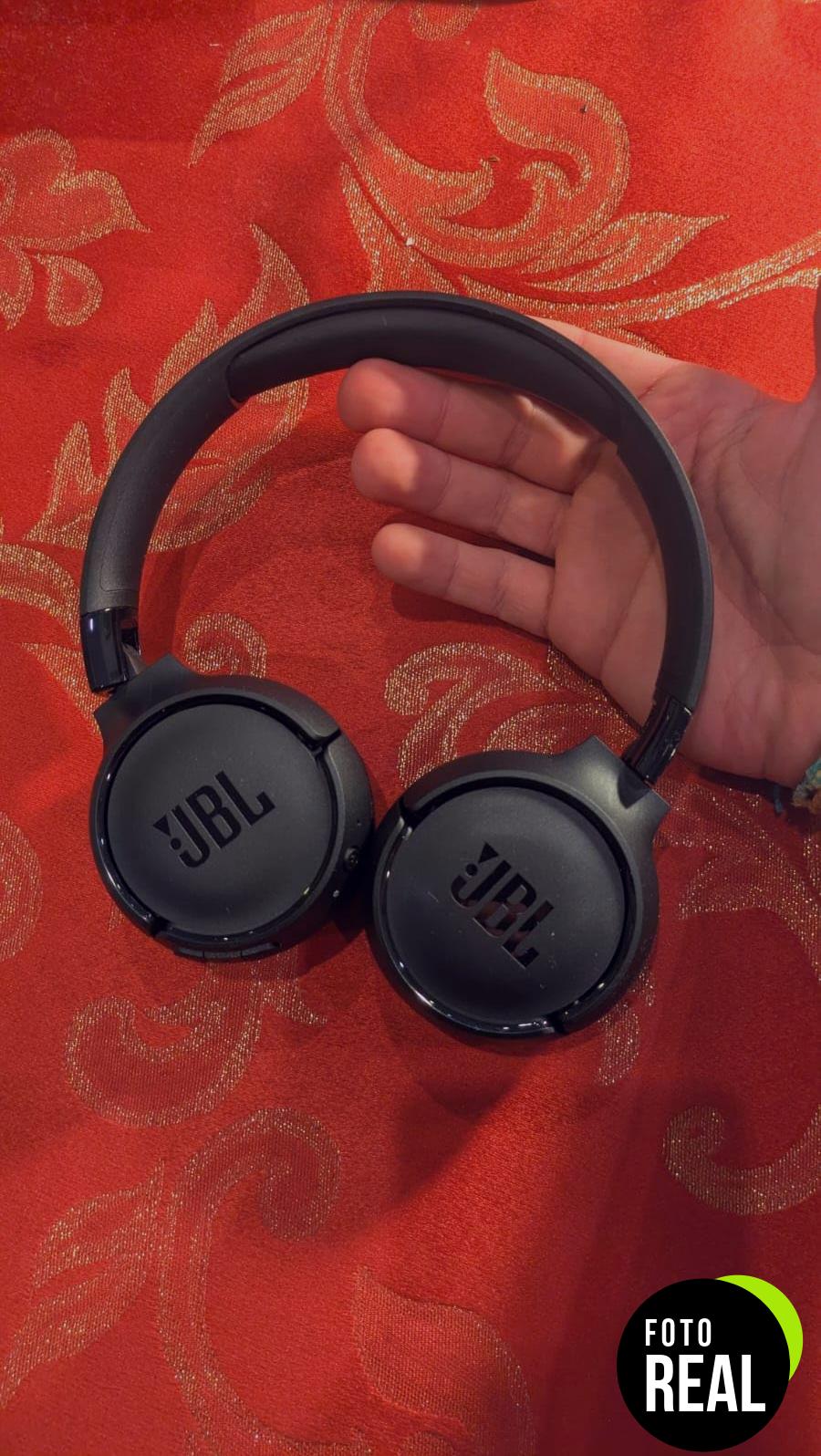 jbl-auriculares-bluetooth-520-tune-foto-2