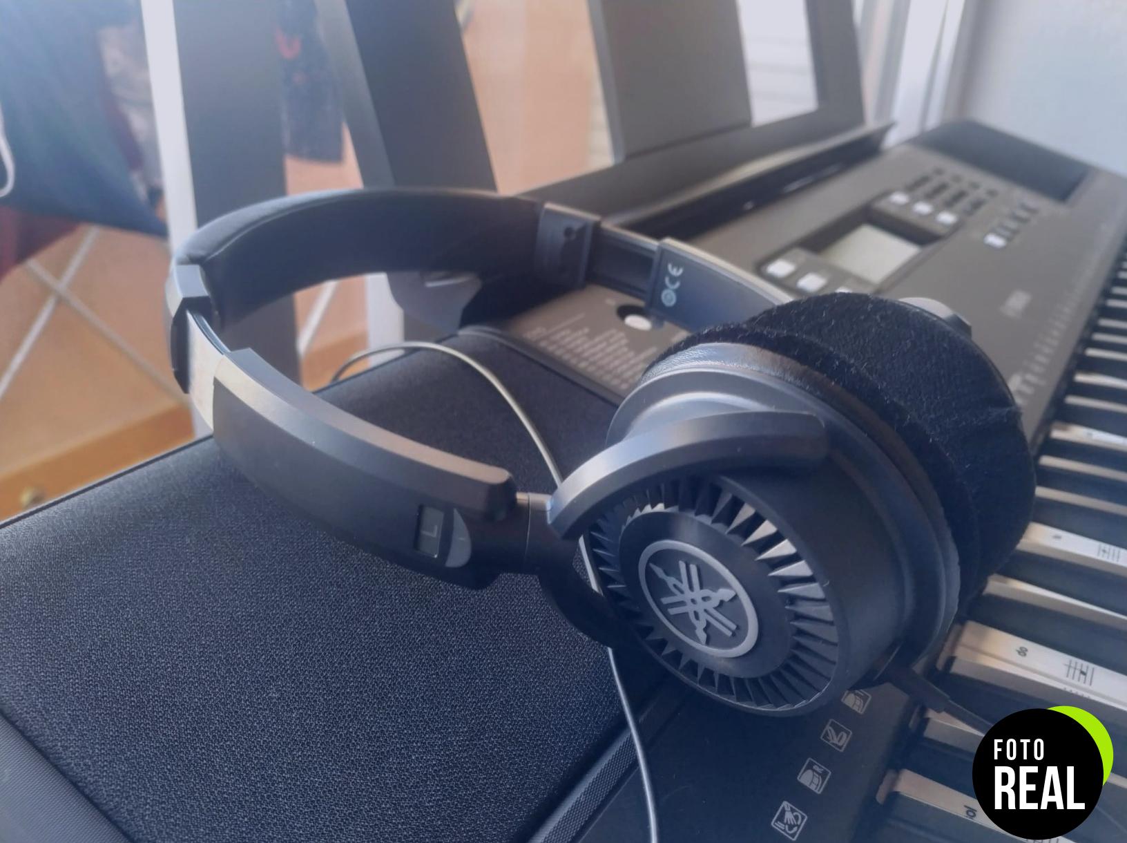 yamaha-auriculares-hph150-negro-foto-2