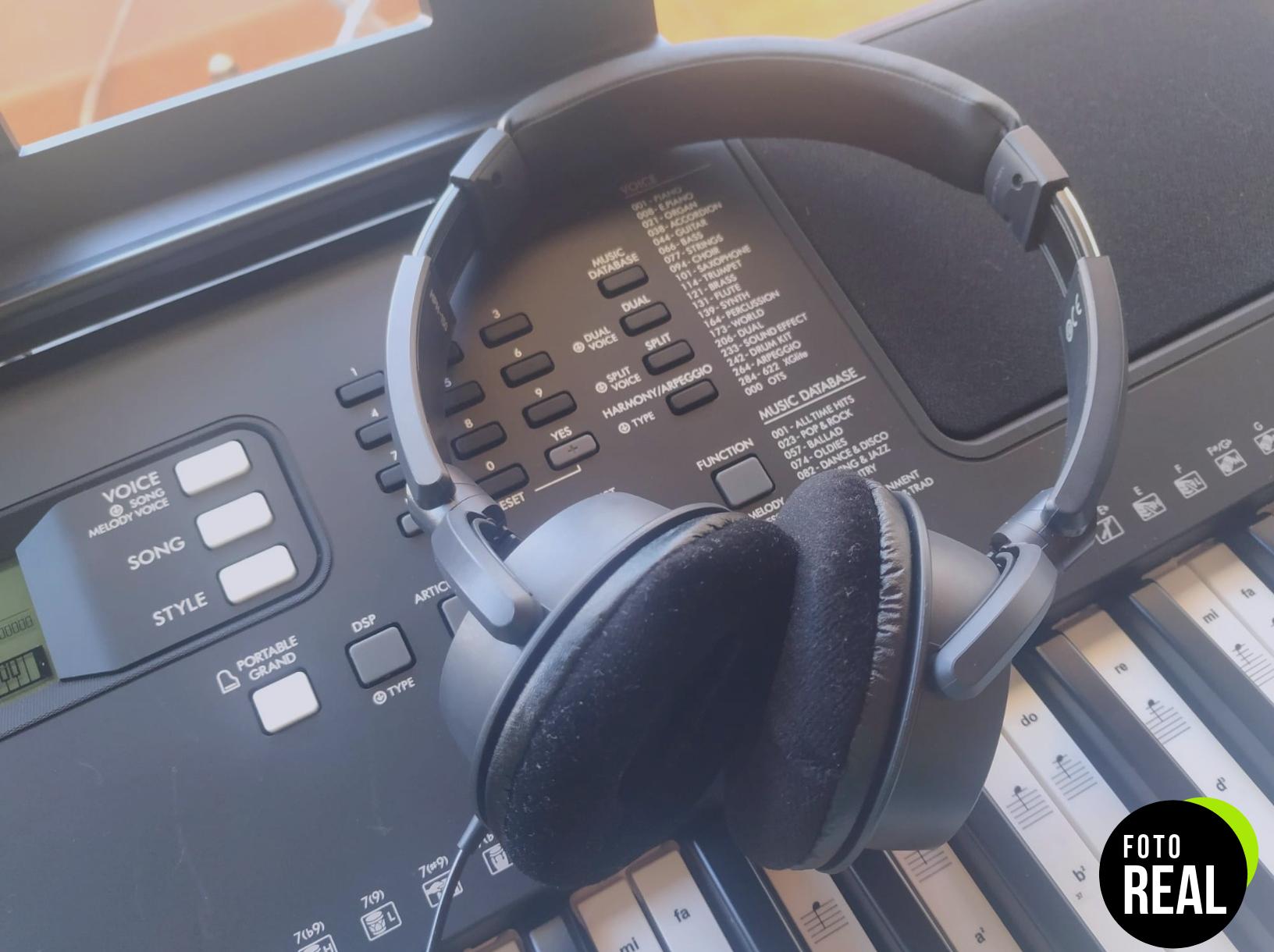 yamaha-auriculares-hph150-negro-foto-3